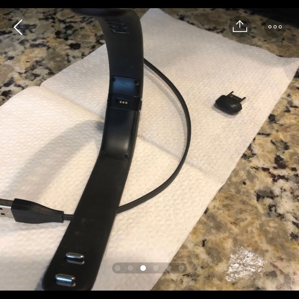 Fit bit - Picture 3 of 6